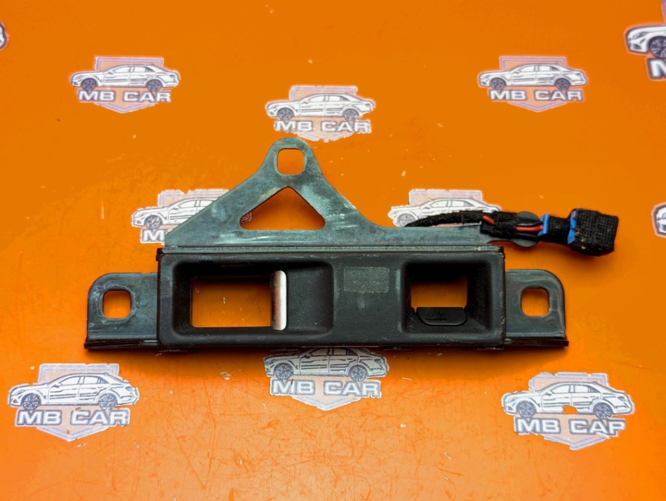 Замок складной крыши MERCEDES-BENZ E-класс W213/S213/C238/A238 (2016 - 2021) фото 1 — Разборка Мерседес