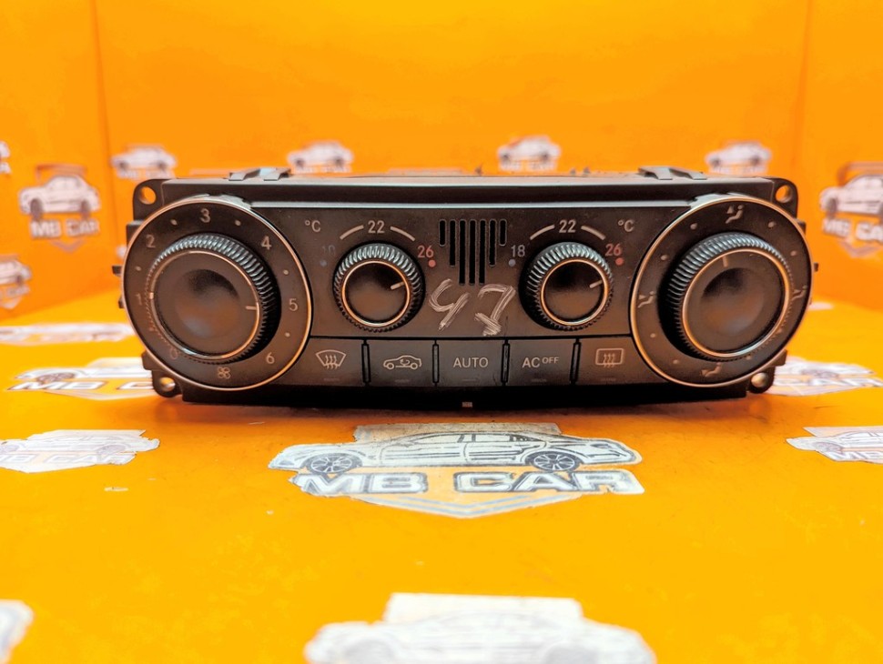 Панель управления климатом MERCEDES-BENZ C-класс W203/S203/CL203 рестайлинг (2004 - 2008) фото 1 &mdash; Разборка Мерседес