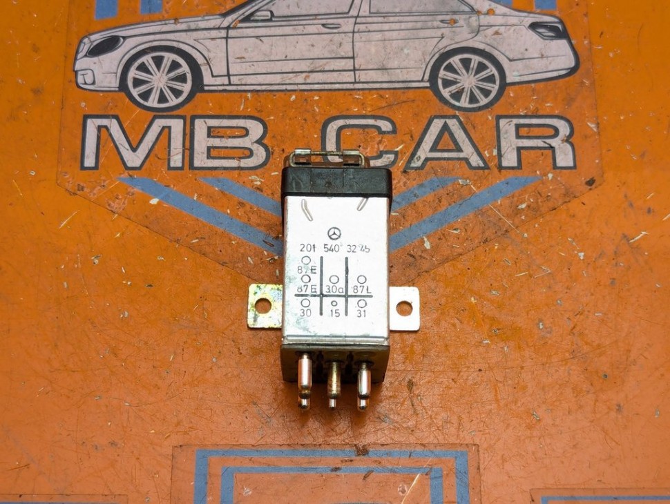 Реле нагрузки MERCEDES-BENZ E-класс W124/S124/C124/A124 (1984 - 1997) E 300 CDI 3.0 AT (136 л.с.) фото 1 &mdash; Разборка Мерседес