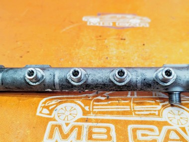 Рампа топливная MERCEDES-BENZ C-класс W204/S204/С204 рестайлинг (2011 - 2015) — Разборка Мерседес