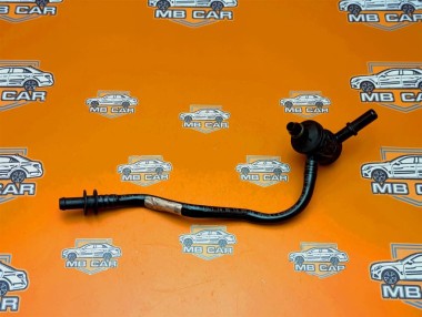 Трубка вентиляции картерных газов MERCEDES-BENZ C-класс W204/S204 (2006 - 2011) — Разборка Мерседес