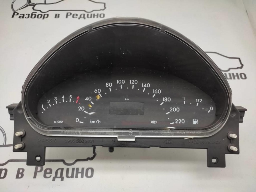 Щиток приборов MERCEDES-BENZ VANEO W414 (2001 - 2005) фото 1 — Разборка Мерседес