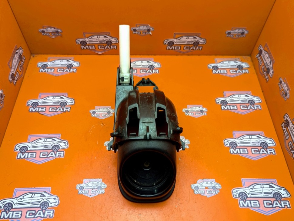 Подстаканник MERCEDES-BENZ M-класс W163 рестайлинг (2001 - 2005) фото 1 — Разборка Мерседес