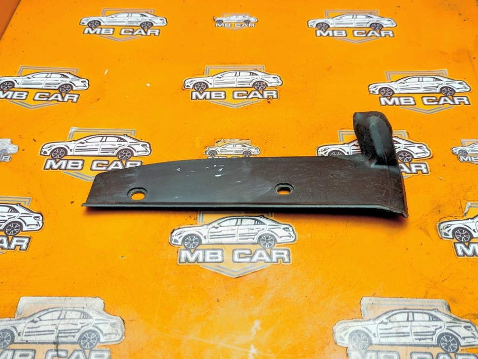 Водосток MERCEDES-BENZ CLK-класс C208/A208 рестайлинг (1999 - 2003) фото 1 &mdash; Разборка Мерседес