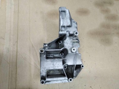 Кронштейн компрессора кондиционера MERCEDES-BENZ C-класс W202/S202 (1993 - 1997) — Разборка Мерседес