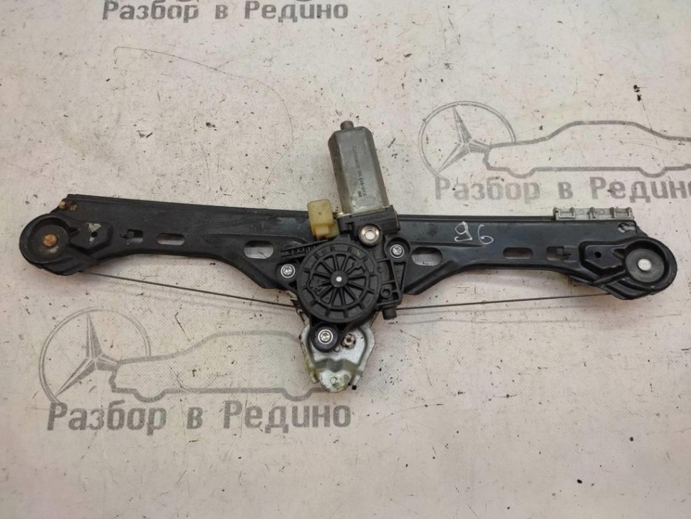 Стеклоподъемник задний левый MERCEDES-BENZ C-класс W203/S203/CL203 (2000 - 2004) фото 1 — Разборка Мерседес