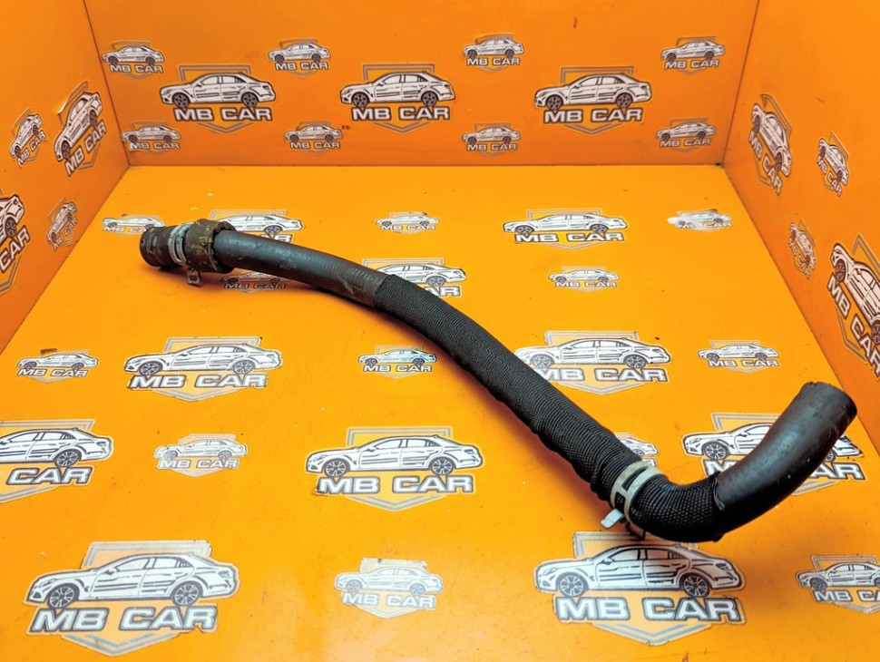 Патрубок ОЖ MERCEDES-BENZ R-класс W251 рестайлинг 2 (2010 - 2017) фото 1 — Разборка Мерседес