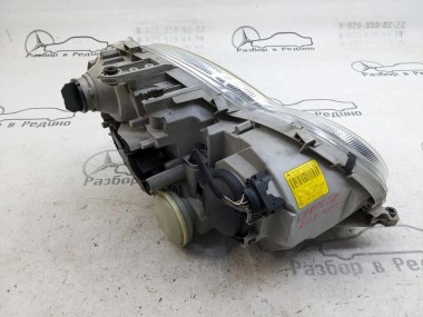 Фара левая MERCEDES-BENZ C-класс W203/S203/CL203 рестайлинг (2004 - 2008) — Разборка Мерседес