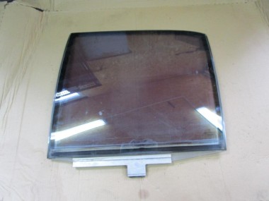 Стекло заднее левое MERCEDES-BENZ S-класс W140 (1991 - 1998) — Разборка Мерседес