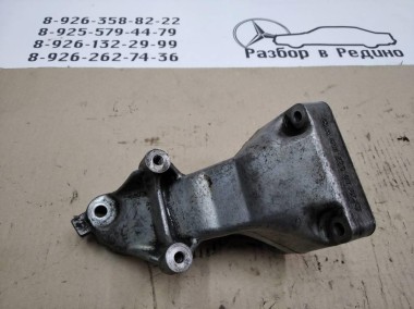 Лапа левая MERCEDES-BENZ C-класс W203/S203/CL203 (2000 - 2004) — Разборка Мерседес