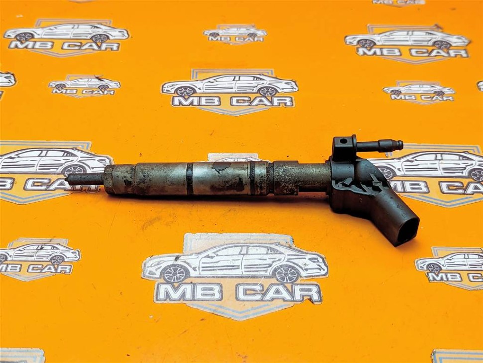 Форсунка ДИЗЕЛЬ MERCEDES-BENZ S-класс W221 (2005 - 2009) фото 1 — Разборка Мерседес