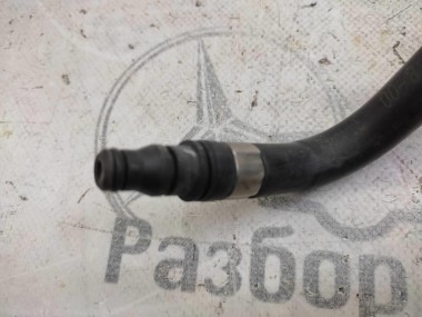 Трубка вентиляции расширительного бака MERCEDES-BENZ S-класс W221 (2005 - 2009) — Разборка Мерседес