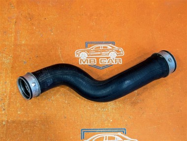 Патрубок интеркулера MERCEDES-BENZ CLK-класс C209/A209 (2002 - 2005) — Разборка Мерседес