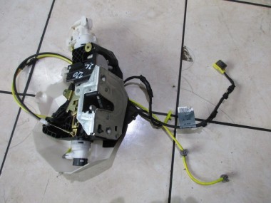 Замок двери задней левой MERCEDES-BENZ S-класс W220 рестайлинг (2002 - 2005) — Разборка Мерседес