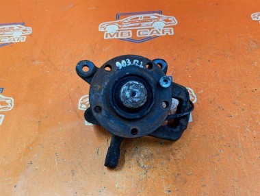 Кулак поворотный передний левый MERCEDES-BENZ Sprinter W901-905 (1995 - 2006) — Разборка Мерседес