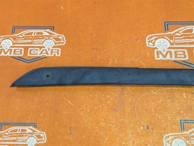 Молдинг лобового стекла MERCEDES-BENZ Vito W638 (1996 - 2003) — Разборка Мерседес