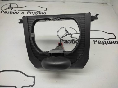 Крышка рулевой колонки MERCEDES-BENZ E-класс W211/S211 (2002 - 2006) — Разборка Мерседес