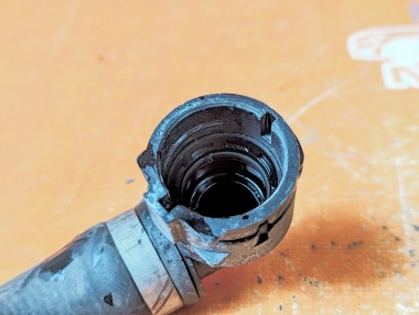 Патрубок радиатора MERCEDES-BENZ GLC-класс X253 рестайлинг (2019 - 2025) &mdash; Разборка Мерседес