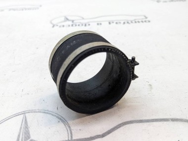 Шланг впускного колектора MERCEDES-BENZ C-класс W202/S202 (1993 - 1997) — Разборка Мерседес