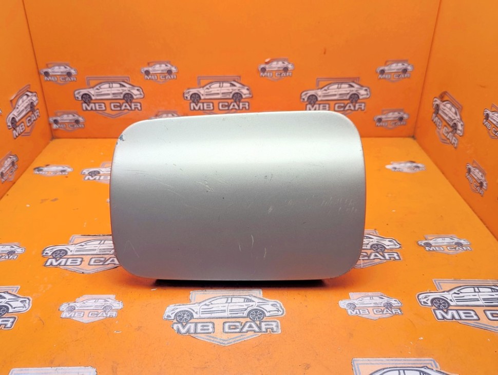 Лючок топливного бака MERCEDES-BENZ S-класс W220 (1998 - 2005) фото 1 &mdash; Разборка Мерседес