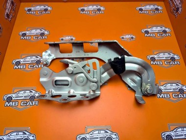 Петля капота MERCEDES-BENZ C-класс AMG W205/S205/C205/A205 (2014 - 2018) — Разборка Мерседес