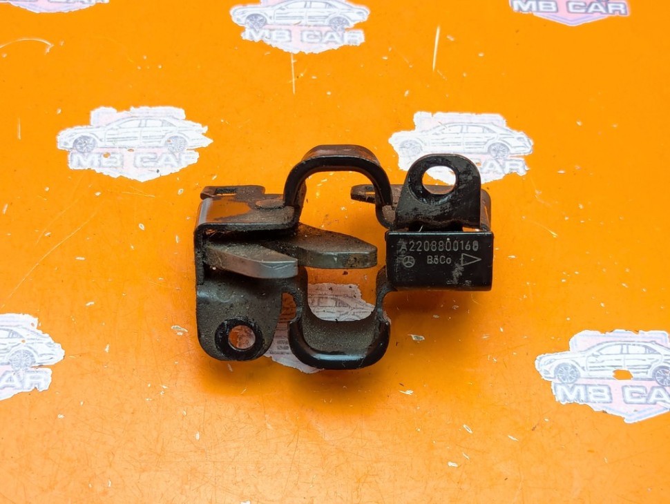 Замок капота MERCEDES-BENZ S-класс W220 (1998 - 2005) фото 1 &mdash; Разборка Мерседес