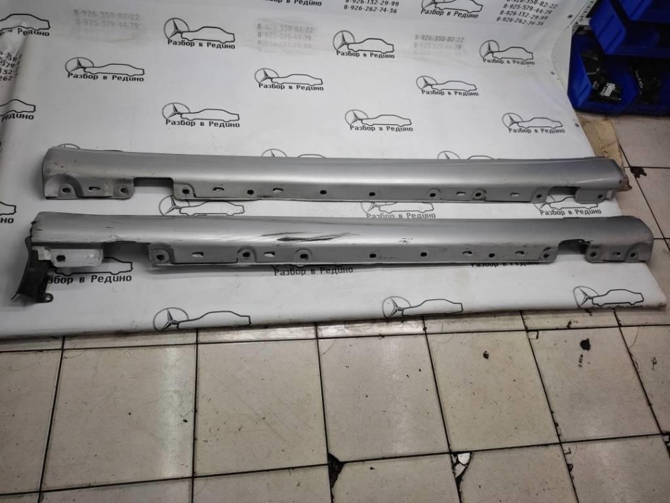 Порог пластиковый левый MERCEDES-BENZ C-класс W203/S203/CL203 (2000 - 2004) фото 1 — Разборка Мерседес