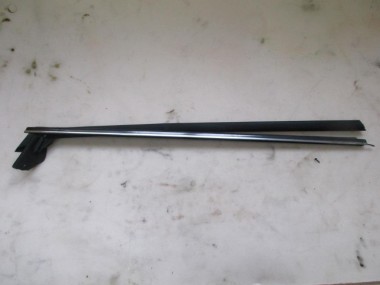 Молдинг стекла двери MERCEDES-BENZ CLK-класс C209/W209 рестайлинг (2005 - 2010) — Разборка Мерседес