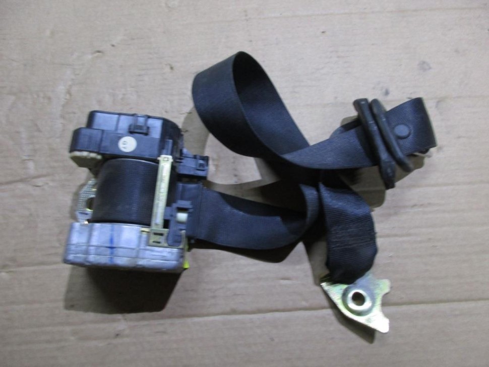 Ремень безопасности задний левый MERCEDES-BENZ S-класс W220 (1998 - 2005) фото 1 — Разборка Мерседес