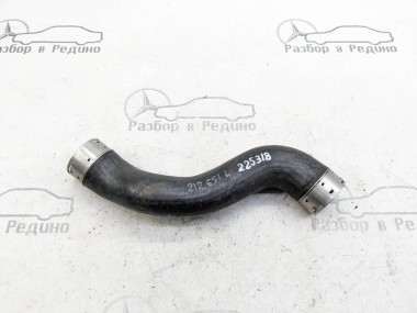 Патрубок интеркулера MERCEDES-BENZ E-класс W212/S212/C207/A207 (2009 - 2013) — Разборка Мерседес