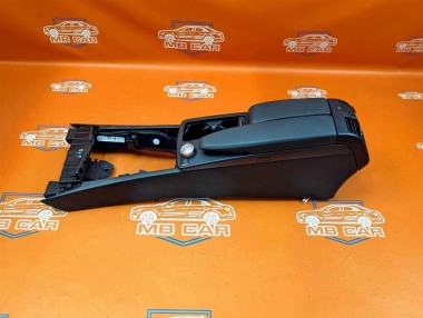 Подлокотник MERCEDES-BENZ C-класс W204/S204/С204 рестайлинг (2011 - 2015) — Разборка Мерседес