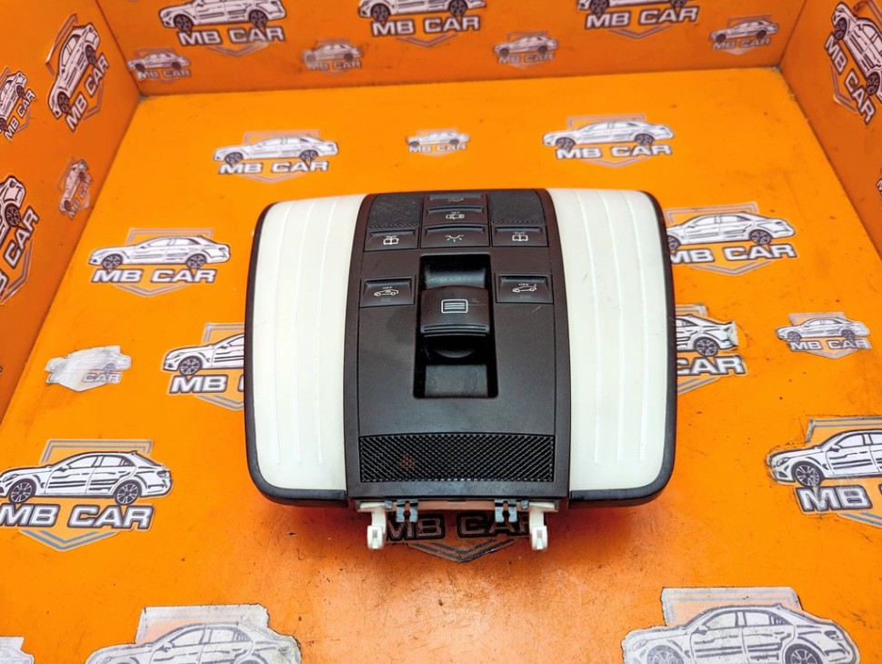 Плафон салона MERCEDES-BENZ E-класс W212/S212/C207/A207 рестайлинг (2013 - 2016) фото 1 &mdash; Разборка Мерседес