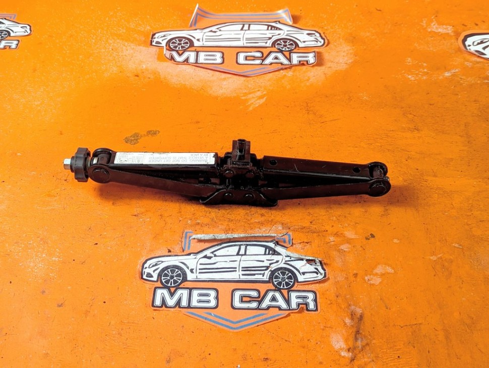 Домкрат MERCEDES-BENZ GLE-класс W166 (2015 - 2018) фото 1 &mdash; Разборка Мерседес