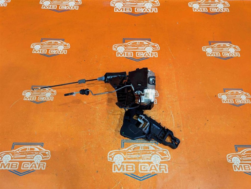 Замок двери задней левой MERCEDES-BENZ M-класс W164 рестайлинг (2008 - 2011) фото 1 — Разборка Мерседес