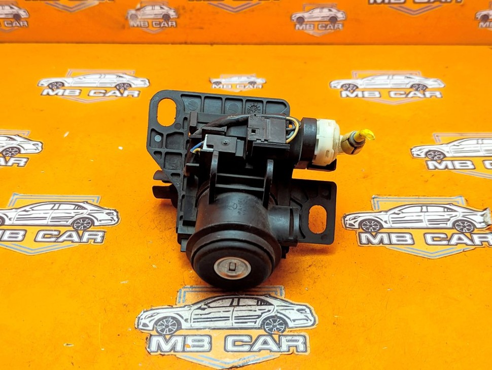 Замок багажника MERCEDES-BENZ SLK-класс R170 (1996 - 2000) фото 1 &mdash; Разборка Мерседес