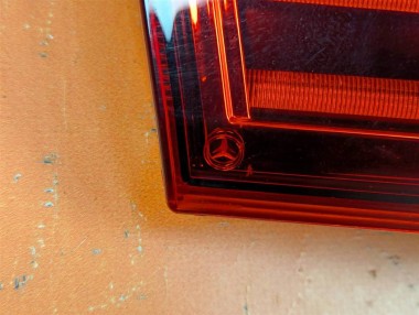 Фонарь крышки багажника MERCEDES-BENZ M-класс W166 (2011 - 2015) — Разборка Мерседес