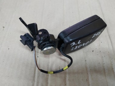 Замок ремня безопасности MERCEDES-BENZ C-класс AMG W205/S205/C205/A205 (2014 - 2018) — Разборка Мерседес