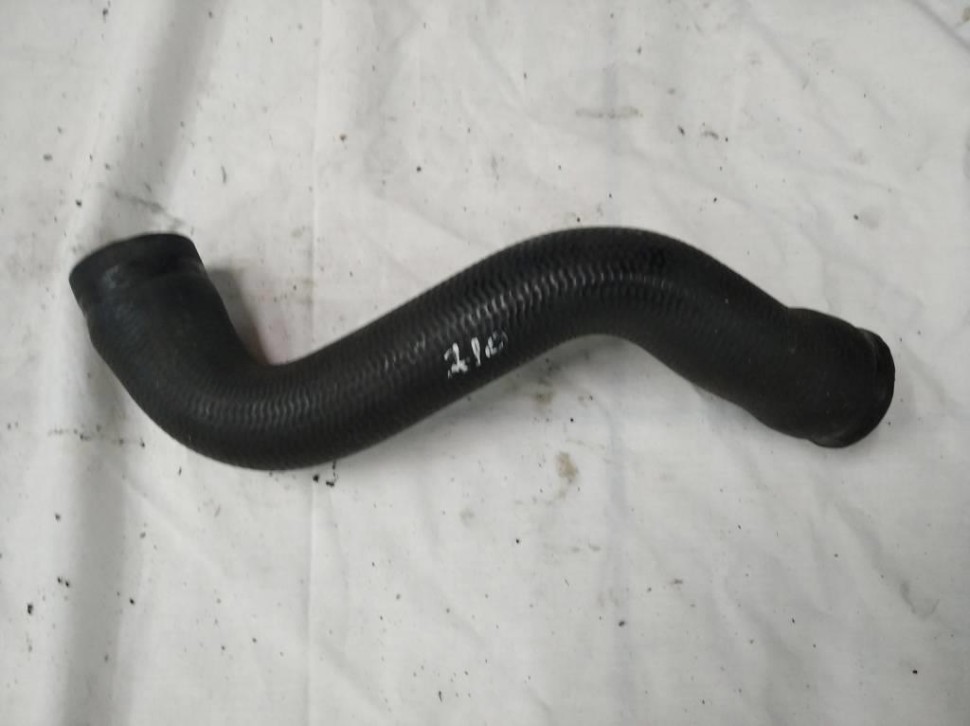 Патрубок радиатора MERCEDES-BENZ E-класс W210/S210 (1995 - 1999) фото 1 — Разборка Мерседес