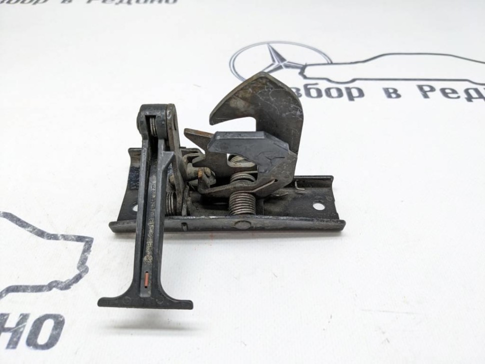 Замок капота MERCEDES-BENZ S-класс W220 рестайлинг (2002 - 2005) фото 1 — Разборка Мерседес