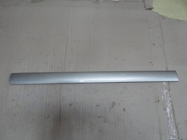 Молдинг двери MERCEDES-BENZ E-класс W210/S210 (1995 - 1999) — Разборка Мерседес