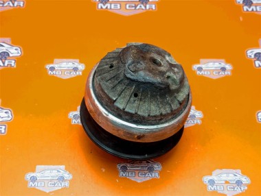 Опора двигателя MERCEDES-BENZ S-класс W220 (1998 - 2005) — Разборка Мерседес