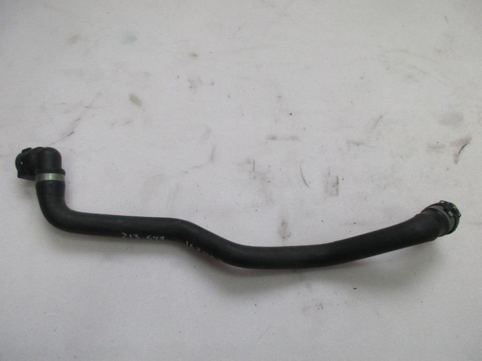 Патрубок ОЖ MERCEDES-BENZ E-класс W213/S213/C238/A238 (2016 - 2021) фото 1 — Разборка Мерседес