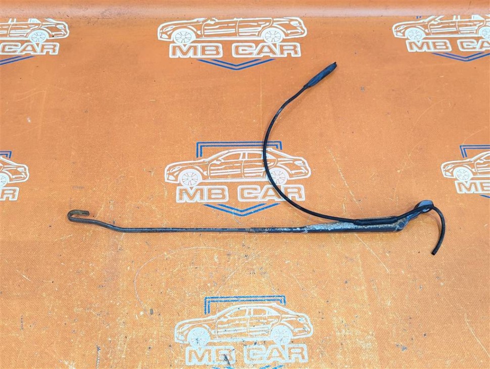 Поводок дворников MERCEDES-BENZ Vito W638 (1996 - 2003) фото 1 — Разборка Мерседес