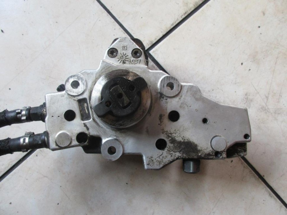 ТНВД MERCEDES-BENZ Vito W639 (2003 - 2010) фото 1 — Разборка Мерседес