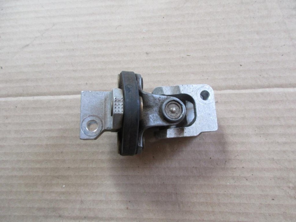 Кардан рулевого вала MERCEDES-BENZ A-класс W168 (1997 - 2001) фото 1 — Разборка Мерседес