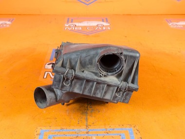 Корпус воздушного фильтра MERCEDES-BENZ V-класс W638/W639 (1996 - 2003) V 220 2.1 D AT (122 л.с.) &mdash; Разборка Мерседес