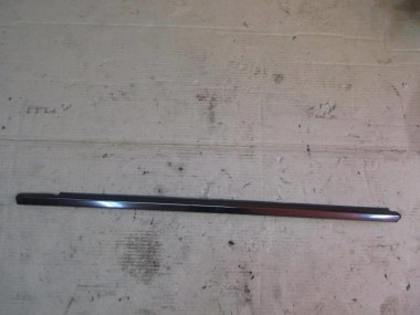 Молдинг стекла двери MERCEDES-BENZ E-класс W211/S211 (2002 - 2006) — Разборка Мерседес