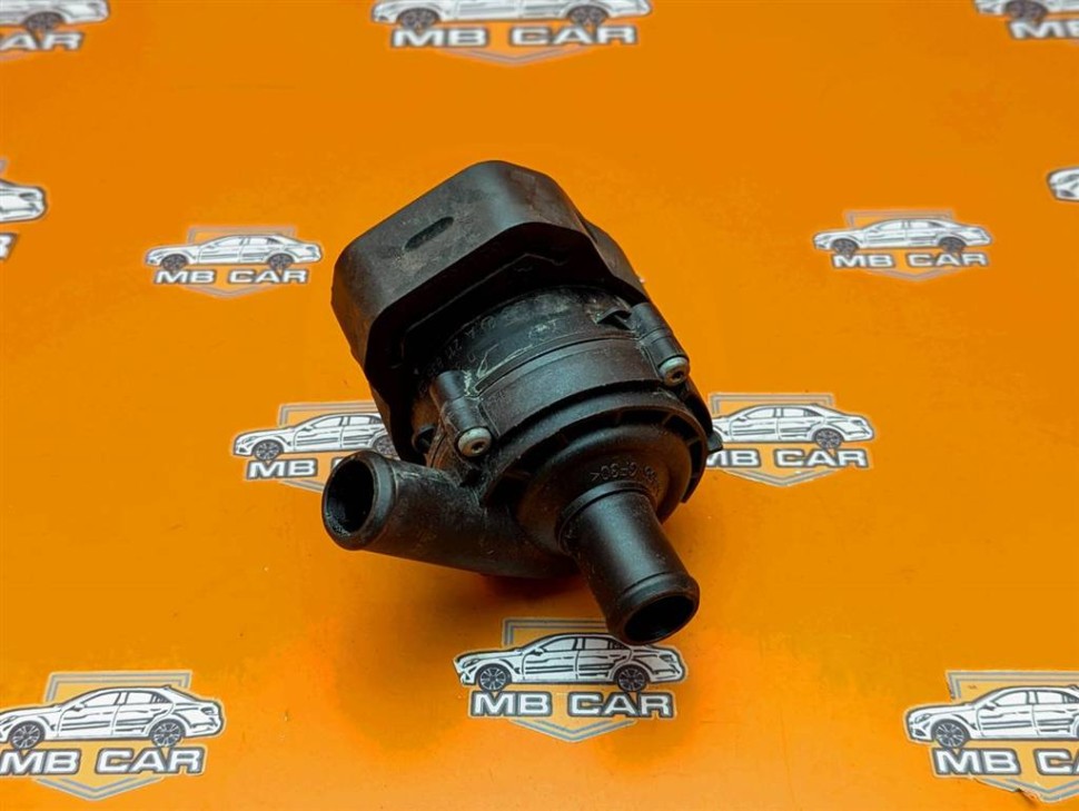 Насос циркуляционный MERCEDES-BENZ C-класс AMG W205/S205/C205/A205 (2014 - 2018) фото 1 — Разборка Мерседес