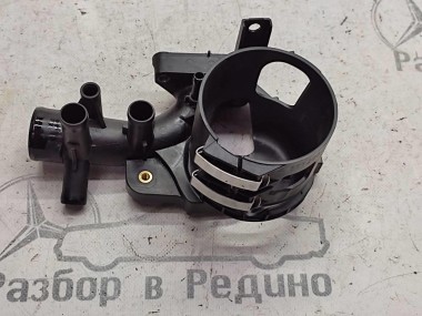 Кронштейн топливного фильтра MERCEDES-BENZ C-класс W205/S205/C205/A205 (2014 - 2018) — Разборка Мерседес