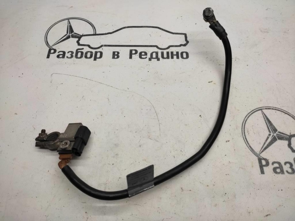 Клемма минус MERCEDES-BENZ C-класс W204/S204 (2006 - 2011) фото 1 — Разборка Мерседес